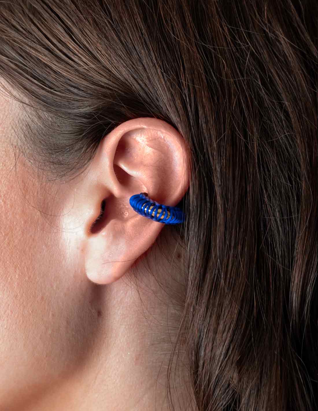 Luna Llena Ear Cuff Royal Blue - Ear Cuff - Entreaguas Wearable Art