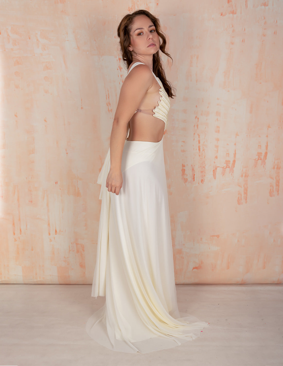 Feather Glow Dress Ivory. Dress With Hand Woven Macramé In Ivory. Entreaguas