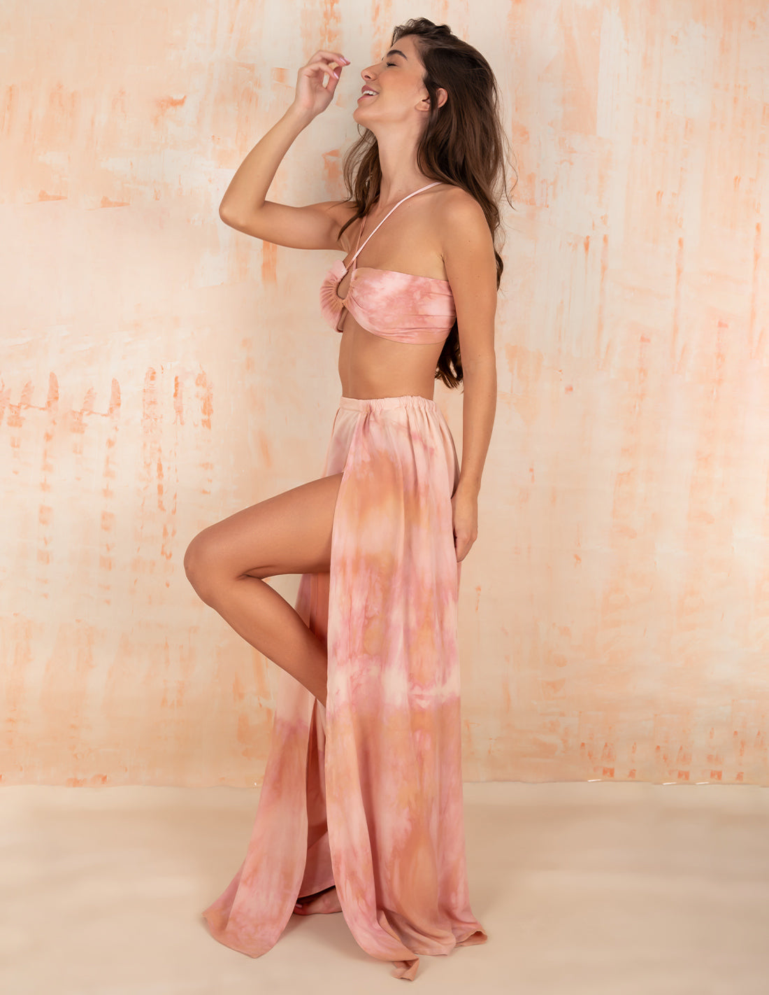 Windy Skirt Spotted Coral Blush. Hand-Dyed Beach Skirt In Spotted Coral Blush. Entreaguas